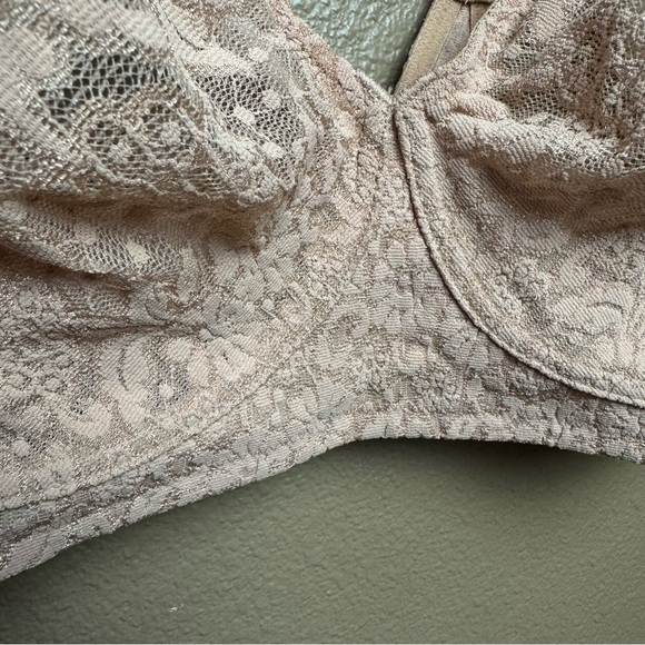 Wacoal Halo wireless Lace Adjustable Strap Soft Cup Bra 36D - Picture 7 of 11